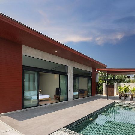 Sea Two Pool Villa Resort Pattaya Джомтиен Бийч Екстериор снимка