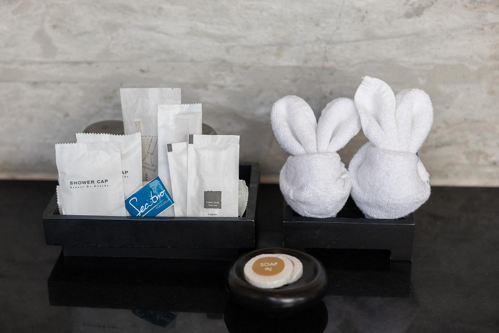 Sea Two Pool Villa Resort Pattaya Джомтиен Бийч Екстериор снимка