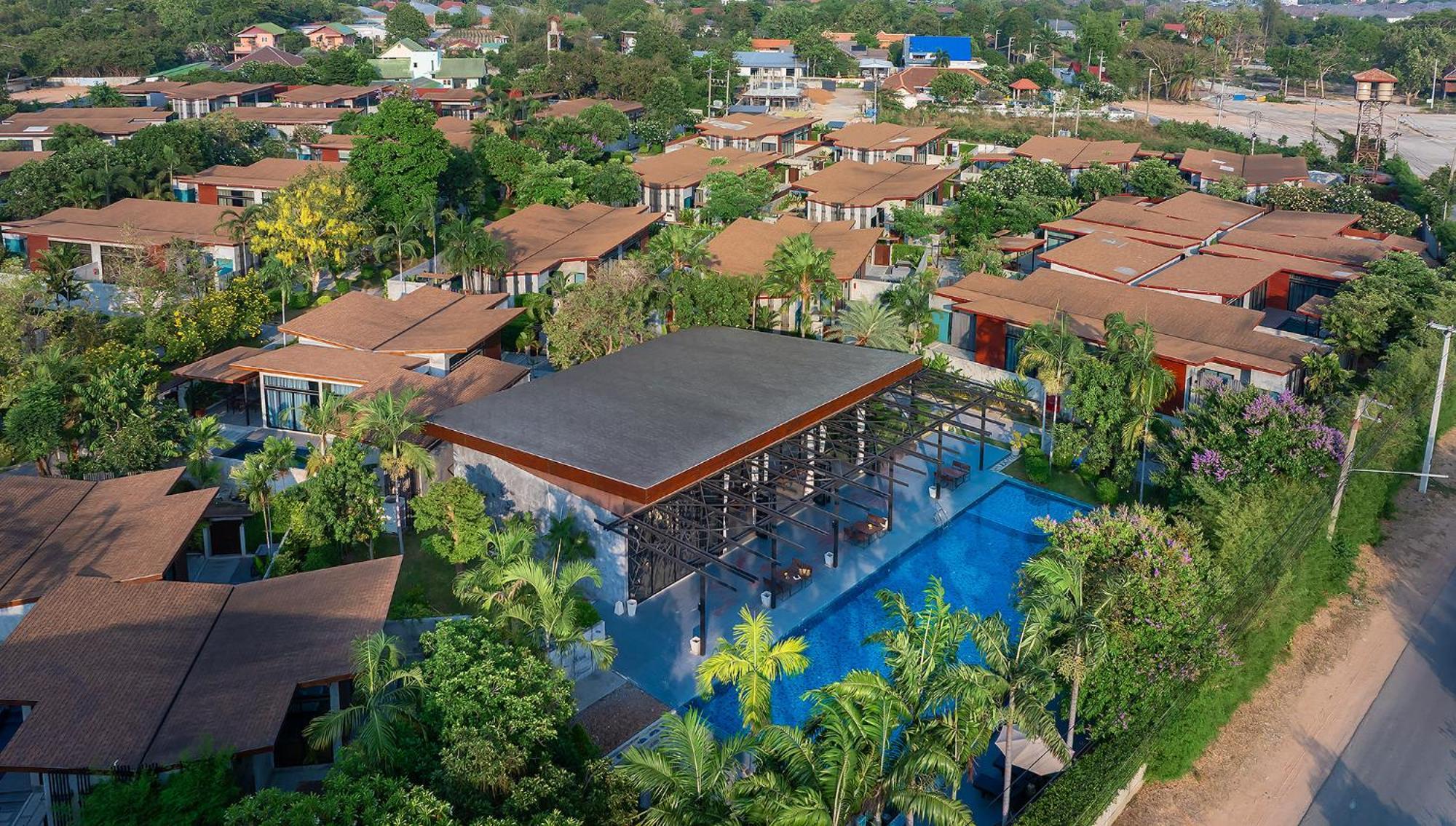 Sea Two Pool Villa Resort Pattaya Джомтиен Бийч Екстериор снимка
